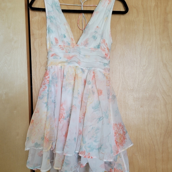 SOLD on FB Abercrombie & Fitch Mini Dress - Picture 1 of 4